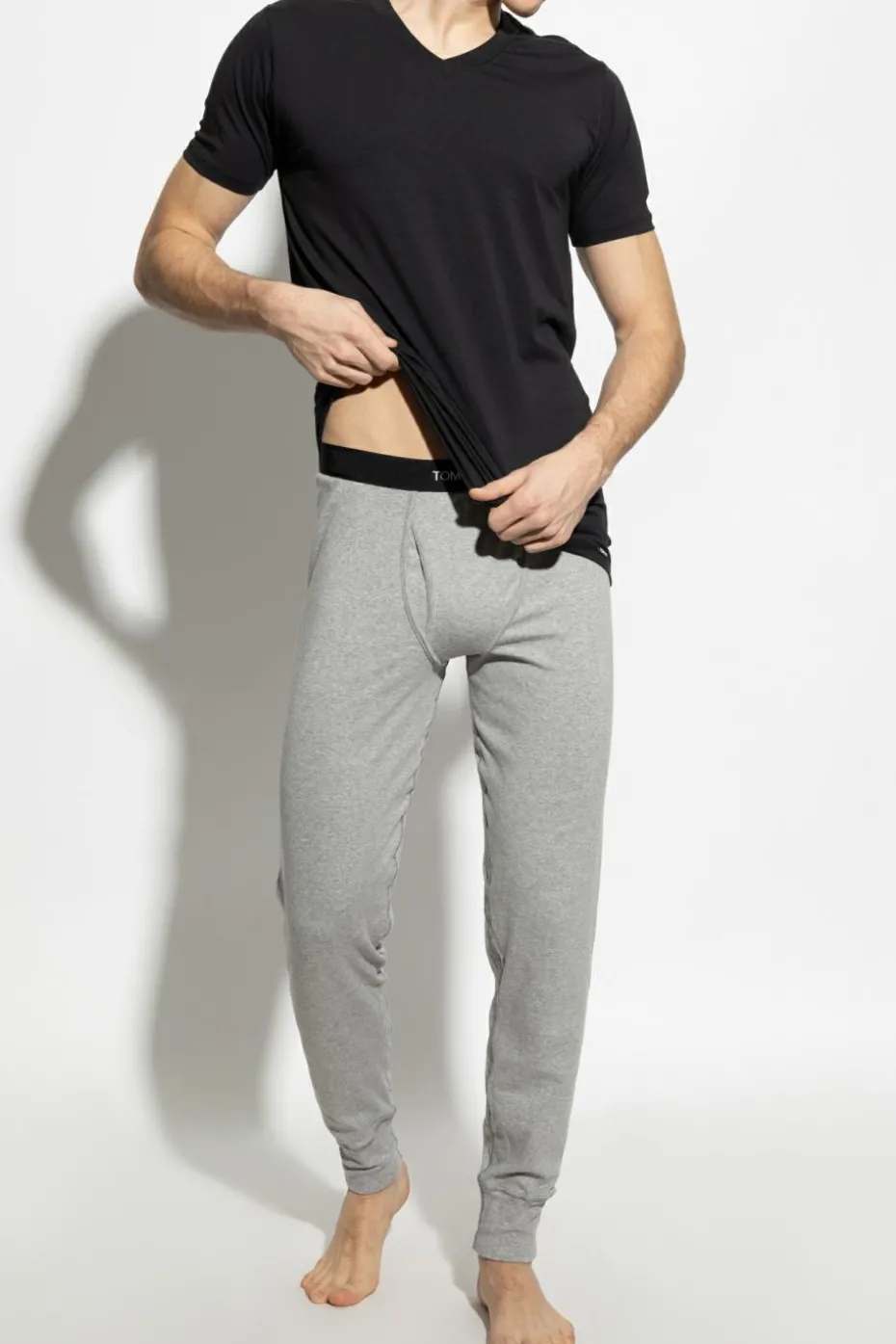 Tom Ford CZARNY T-shirt bieliźniany z dekoltem w serek