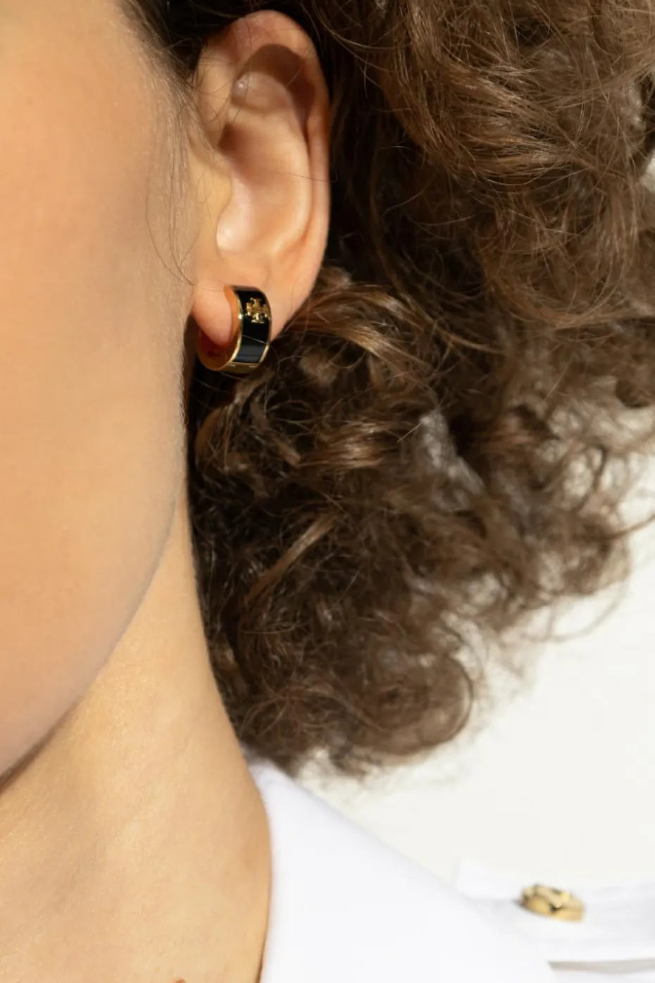 Tory Burch CZARNY Kolczyki z logo