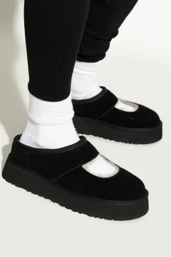 UGG CZARNY Buty `W BEA MARY JANE`