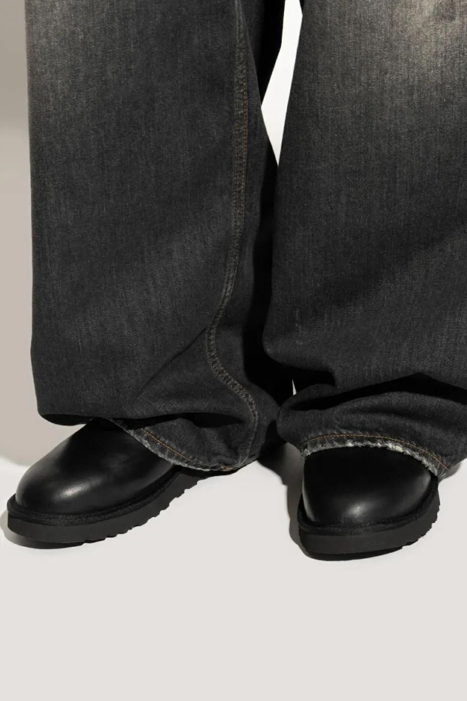 UGG CZARNY Śniegowce `Classic Ultra Mini`