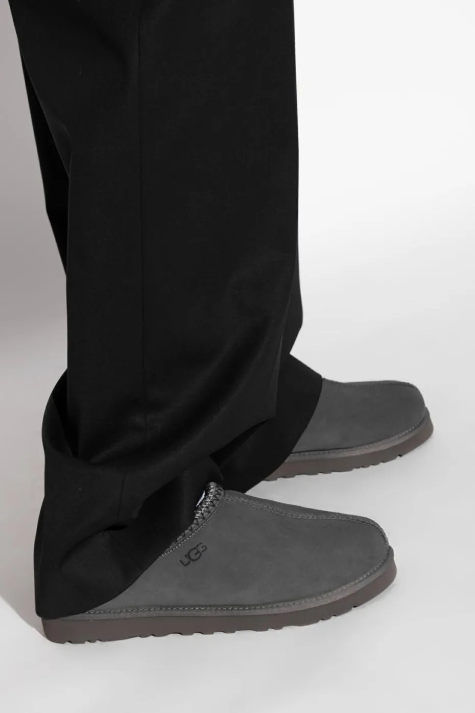UGG SZARY Buty `M TASMAN II`