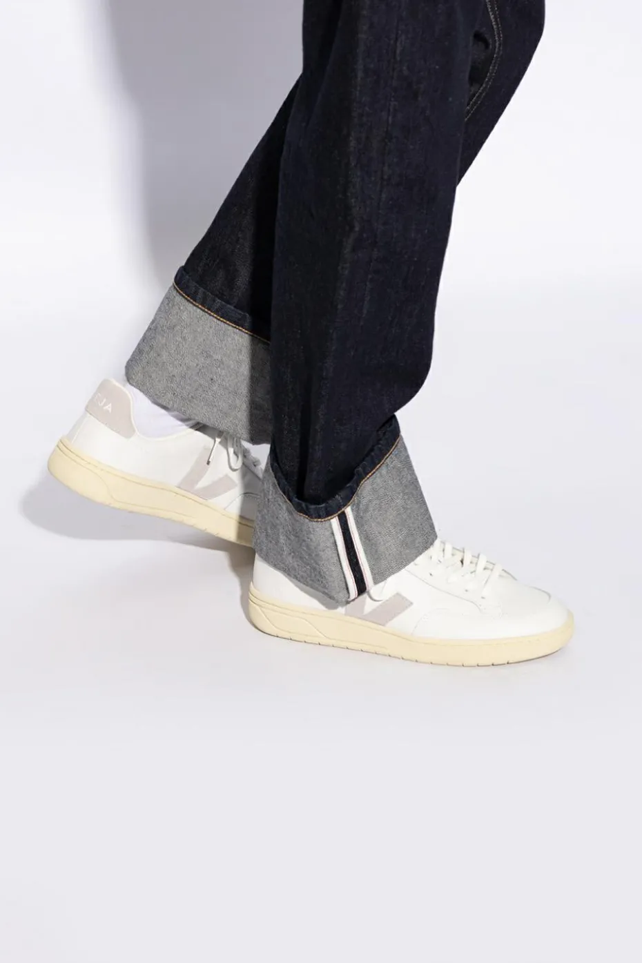 Veja BIAŁY Buty sportowe ‘V-12 Leather’