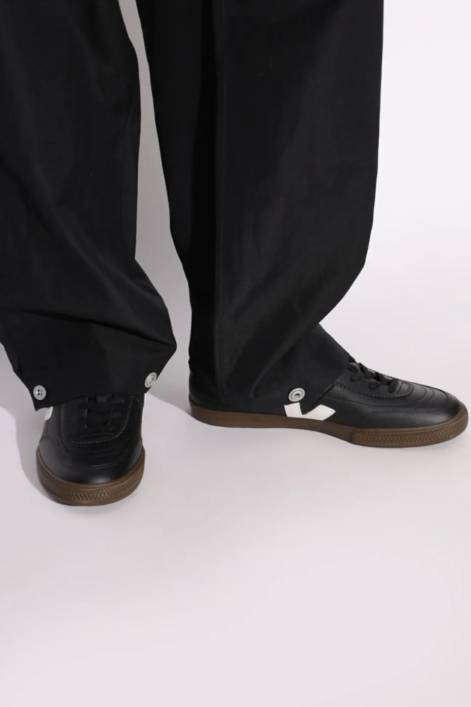Veja CZARNY Buty sportowe `PANEKA O.T. LEATHER’
