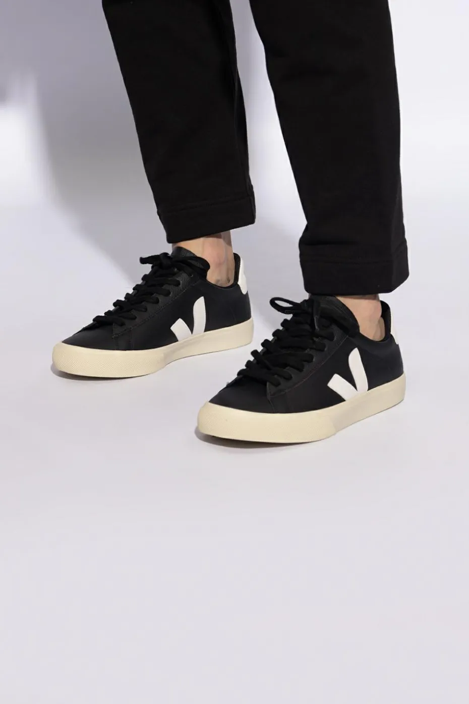 Veja CZARNY Buty sportowe ‘Campo ChromeFree Leather’