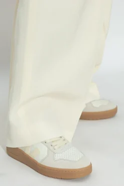 Veja kremowy Buty sportowe `V-82`
