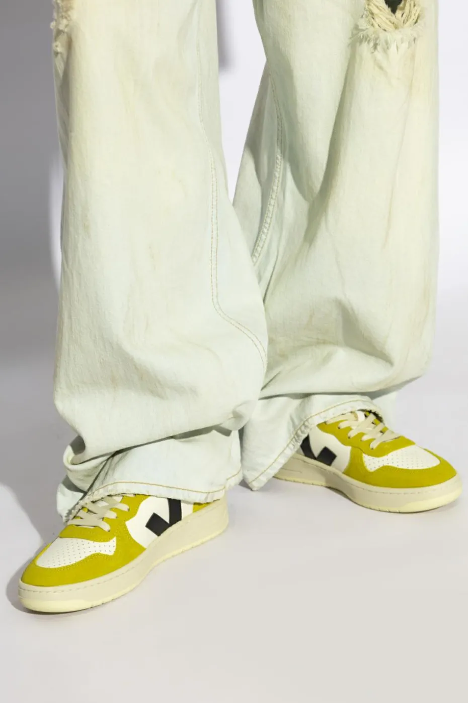 Veja ŻÓŁTY Buty sportowe `V-10 PRIME LEATHER`