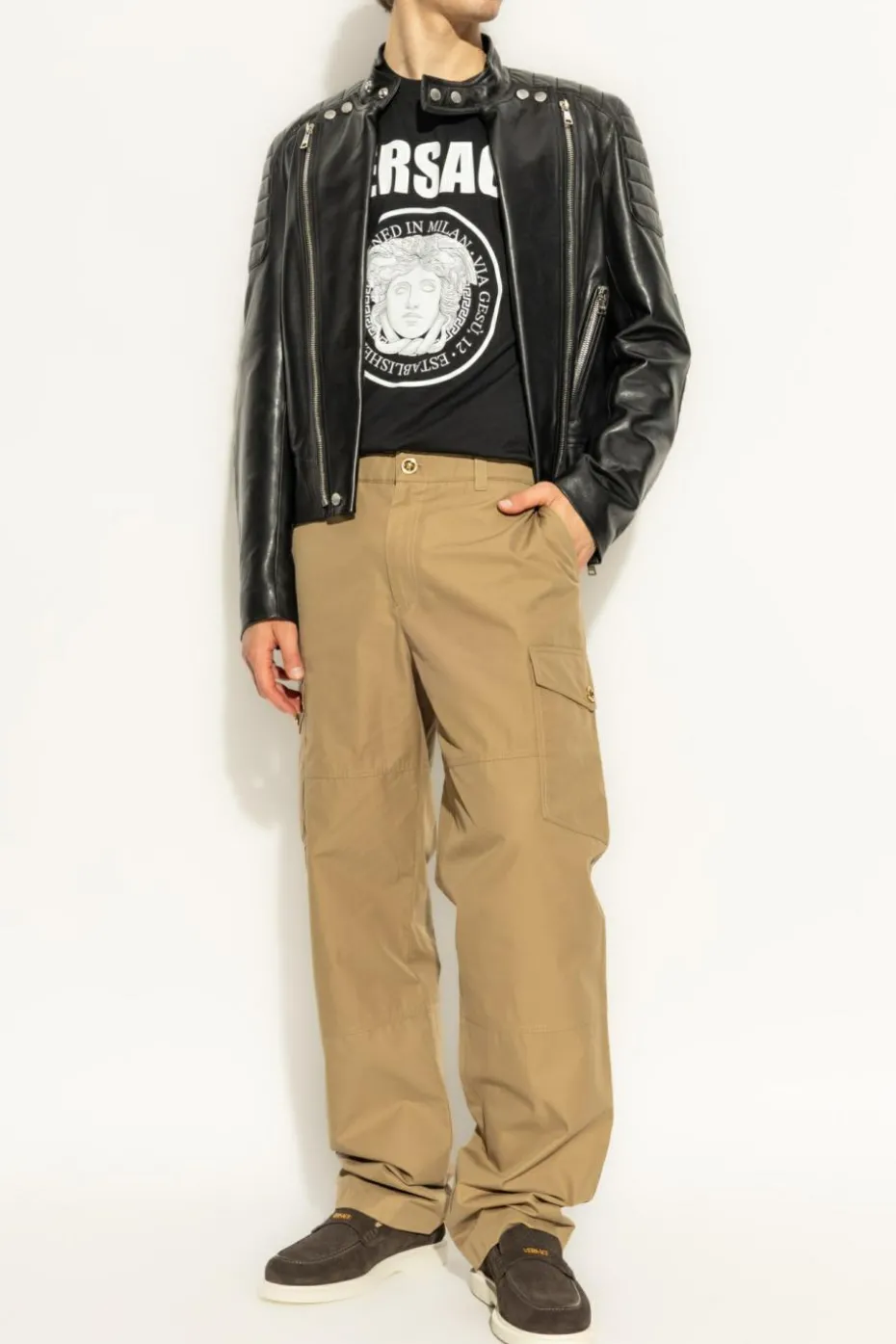 Versace CZARNY T-shirt z logo