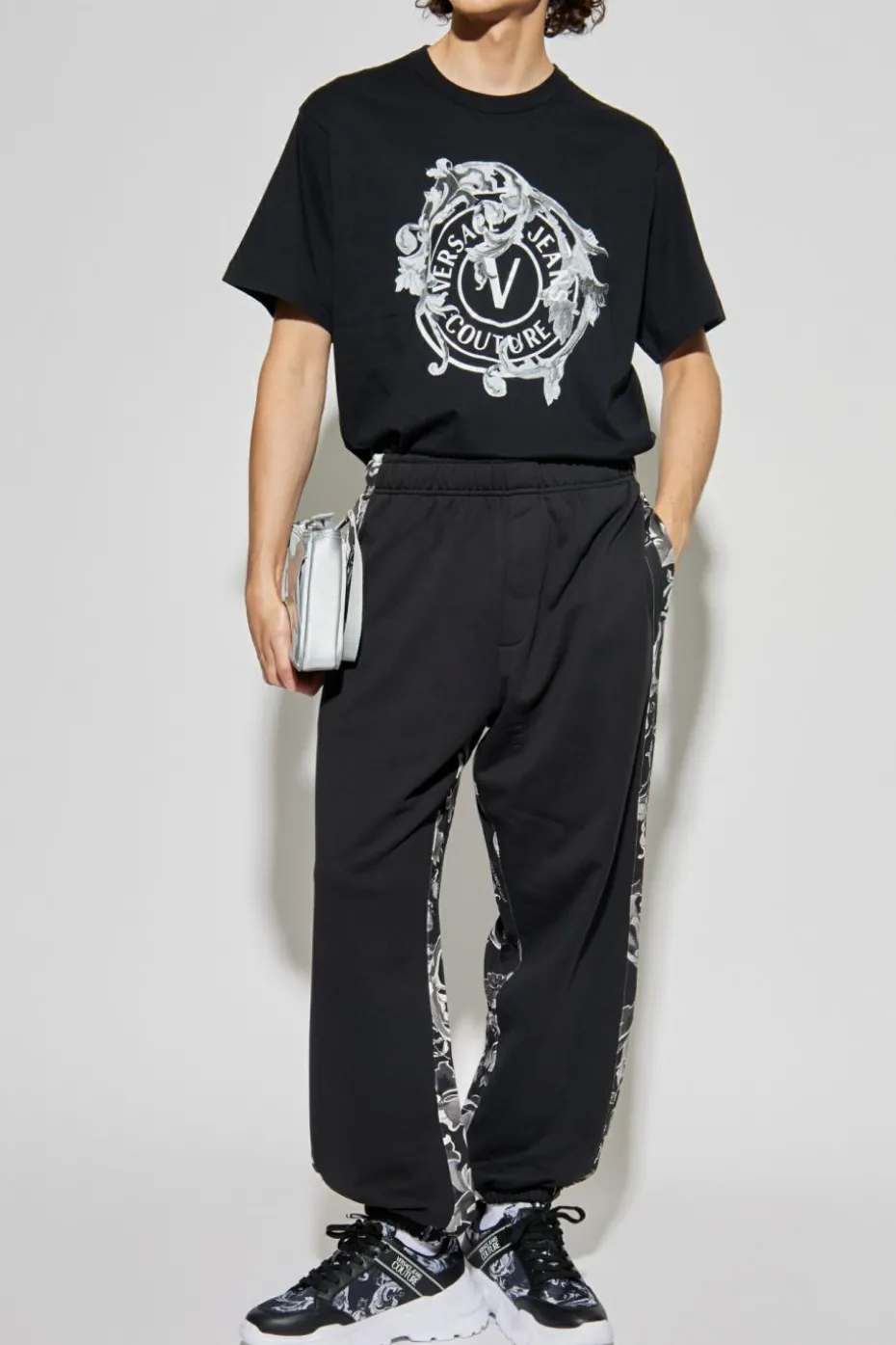 Versace Jeans Couture CZARNY T-shirt z nadrukiem