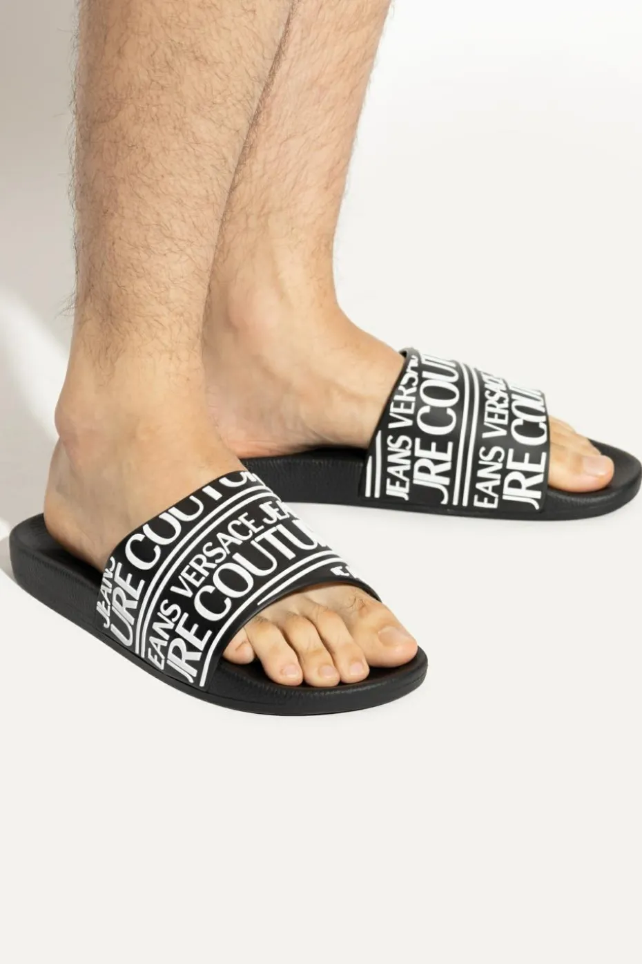 Versace Jeans Couture CZARNY Klapki z logo