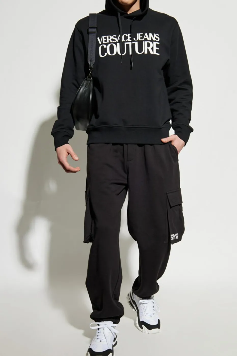 Versace Jeans Couture CZARNY Buza z kapturem
