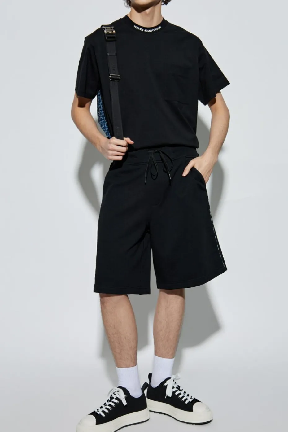 Versace Jeans Couture CZARNY Szorty z logo