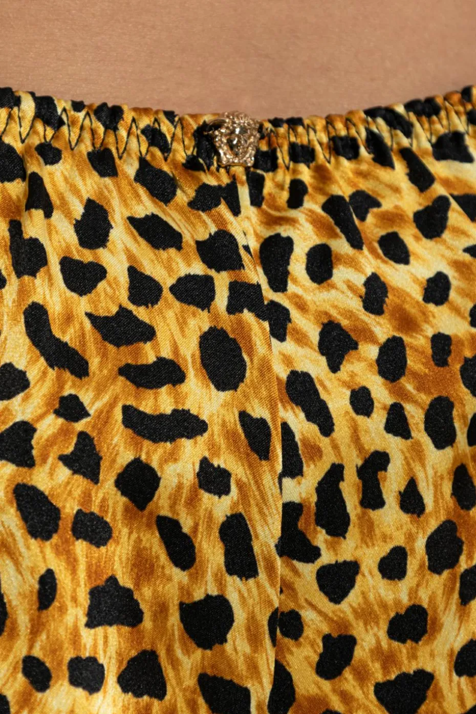 Versace ŻÓŁTY Jedwabne szorty z motywem zwierzęcym